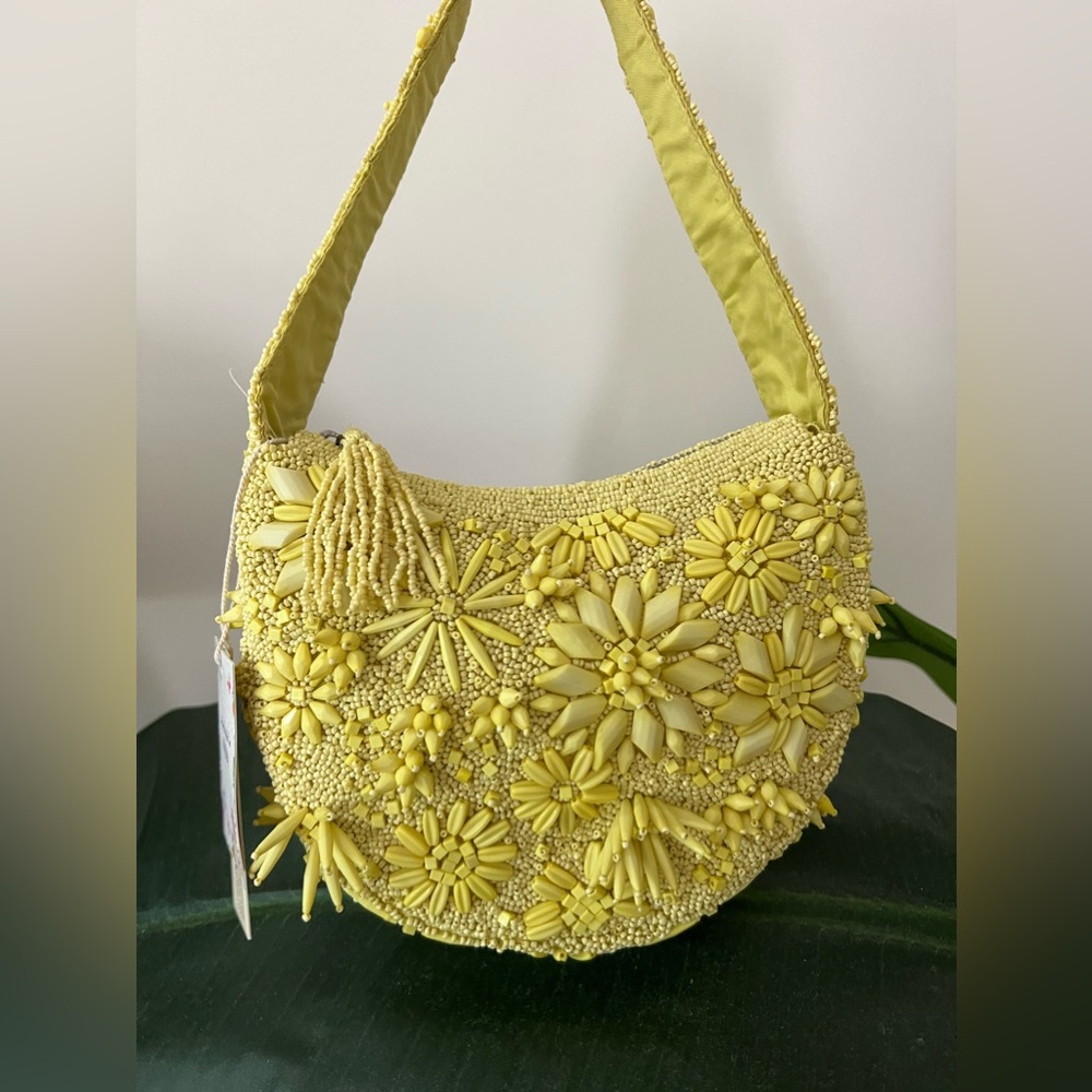 NWT Viral Yellow Beaded Shoulder Bag w/ Flower Detail  Handcrafted in India